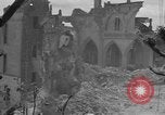 Image des ingénieurs américains Valognes France, 1944, de la seconde 43 séquences d'archives historiques vidéo 65675076255