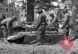Image des ingénieurs américains Valognes France, 1944, de la seconde 57 séquences d'archives historiques vidéo 65675076255