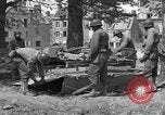 Image des ingénieurs américains Valognes France, 1944, de la seconde 58 séquences d'archives historiques vidéo 65675076255
