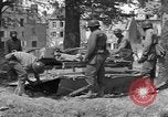 Image des ingénieurs américains Valognes France, 1944, de la seconde 59 séquences d'archives historiques vidéo 65675076255