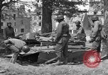 Image des ingénieurs américains Valognes France, 1944, de la seconde 60 séquences d'archives historiques vidéo 65675076255