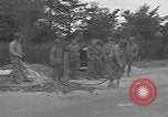 Image des soldats américains Montebourg France, 1944, de la seconde 45 séquences d'archives historiques vidéo 65675076256