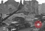 Image des ingénieurs américains Valognes France, 1944, de la seconde 15 séquences d'archives historiques vidéo 65675076257