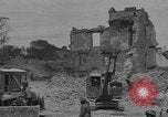 Image des ingénieurs américains Valognes France, 1944, de la seconde 28 séquences d'archives historiques vidéo 65675076258