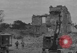 Image des ingénieurs américains Valognes France, 1944, de la seconde 35 séquences d'archives historiques vidéo 65675076258