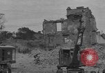 Image des ingénieurs américains Valognes France, 1944, de la seconde 38 séquences d'archives historiques vidéo 65675076258