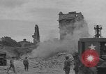 Image des ingénieurs américains Valognes France, 1944, de la seconde 55 séquences d'archives historiques vidéo 65675076258