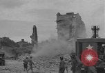 Image des ingénieurs américains Valognes France, 1944, de la seconde 57 séquences d'archives historiques vidéo 65675076258