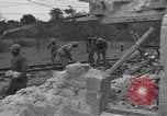 Image des ingénieurs américains Valognes France, 1944, de la seconde 17 séquences d'archives historiques vidéo 65675076259
