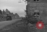 Image des ingénieurs américains Valognes France, 1944, de la seconde 39 séquences d'archives historiques vidéo 65675076259