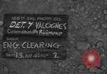 Image des ingénieurs américains Valognes France, 1944, de la seconde 46 séquences d'archives historiques vidéo 65675076259