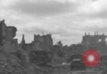 Image des ingénieurs américains Valognes France, 1944, de la seconde 49 séquences d'archives historiques vidéo 65675076259