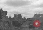 Image des ingénieurs américains Valognes France, 1944, de la seconde 51 séquences d'archives historiques vidéo 65675076259