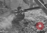 Image des ingénieurs américains Valognes France, 1944, de la seconde 62 séquences d'archives historiques vidéo 65675076259