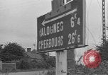Image des ingénieurs américains Valognes France, 1944, de la seconde 34 séquences d'archives historiques vidéo 65675076260