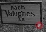 Image des ingénieurs américains Valognes France, 1944, de la seconde 42 séquences d'archives historiques vidéo 65675076260