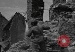 Standbild amerikanischen Ingenieure Valognes Frankreich, 1944, aus Sekunde 47 historischem Filmmaterial Videoclip 65675076261