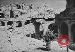 Standbild Bundeswehr Angriff Verbündeten von Monte Cassino Italien Cassino vorne, 1944, aus Sekunde 13 historischem Filmmaterial Videoclip 65675076266