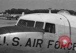 Standbild C-47D Skytrain Flugzeuge Alabama United States USA, 1956, aus Sekunde 40 historischem Filmmaterial Videoclip 65675076278