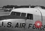 Standbild C-47D Skytrain Flugzeuge Alabama United States USA, 1956, aus Sekunde 42 historischem Filmmaterial Videoclip 65675076278