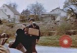Immagine di Civili tedesco Germania, 1945, secondo 48 filmato di repertorio 65675076292