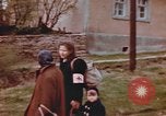 Immagine di Civili tedesco Germania, 1945, secondo 55 filmato di repertorio 65675076292