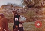 Immagine di Civili tedesco Germania, 1945, secondo 56 filmato di repertorio 65675076292