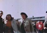Standbild Buchenwald Weimarer Deutschland, 1945, aus Sekunde 35 historischem Filmmaterial Videoclip 65675076293