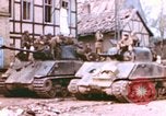 Standbild amerikanischen Infanteristen Deutschland, 1945, aus Sekunde 17 historischem Filmmaterial Videoclip 65675076295