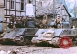 Standbild amerikanischen Infanteristen Deutschland, 1945, aus Sekunde 27 historischem Filmmaterial Videoclip 65675076295