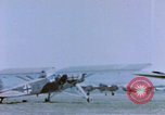 Standbild US P-47 Flugzeuge Deutschland, 1945, aus Sekunde 7 historischem Filmmaterial Videoclip 65675076296