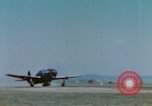 Standbild United States P-47 Thunderbolt Flugzeuge der 506th Fighter Squadron Keltz Deutschland, 1945, aus Sekunde 19 historischem Filmmaterial Videoclip 65675076297