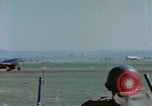 Standbild US Army Air Forces Fritzlar Deutschland, 1945, aus Sekunde 45 historischem Filmmaterial Videoclip 65675076298