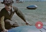 Standbild United States Army Air Forces in Deutschland Fritzlar Deutschland, 1945, aus Sekunde 3 historischem Filmmaterial Videoclip 65675076299