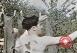 Standbild USA airmen Deutschland, 1945, aus Sekunde 42 historischem Filmmaterial Videoclip 65675076301