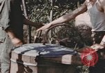 Standbild USA airmen Deutschland, 1945, aus Sekunde 61 historischem Filmmaterial Videoclip 65675076301