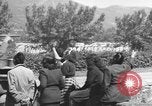 Image des civils allemands Milan Italie, 1945, de la seconde 1 séquences d'archives historiques vidéo 65675076309