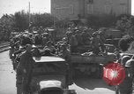 Image des civils allemands Milan Italie, 1945, de la seconde 5 séquences d'archives historiques vidéo 65675076309