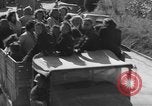 Image des civils allemands Milan Italie, 1945, de la seconde 27 séquences d'archives historiques vidéo 65675076309