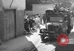 Image des civils allemands Milan Italie, 1945, de la seconde 62 séquences d'archives historiques vidéo 65675076309
