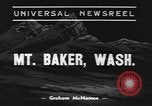 Standbild Schäden durch Schnee schieben Mount Baker Washington USA, 1939, aus Sekunde 3 historischem Filmmaterial Videoclip 65675076322