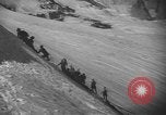 Standbild Schäden durch Schnee schieben Mount Baker Washington USA, 1939, aus Sekunde 26 historischem Filmmaterial Videoclip 65675076322