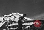 Standbild Schäden durch Schnee schieben Mount Baker Washington USA, 1939, aus Sekunde 42 historischem Filmmaterial Videoclip 65675076322