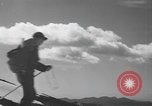 Standbild Schäden durch Schnee schieben Mount Baker Washington USA, 1939, aus Sekunde 56 historischem Filmmaterial Videoclip 65675076322