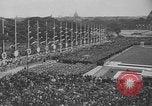 Standbild Tag der Bastille Paris Frankreich, 1939, aus Sekunde 8 historischem Filmmaterial Videoclip 65675076327