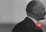 Standbild Tag der Bastille Paris Frankreich, 1939, aus Sekunde 37 historischem Filmmaterial Videoclip 65675076327