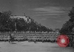 Standbild Tag der Bastille Paris Frankreich, 1939, aus Sekunde 45 historischem Filmmaterial Videoclip 65675076327