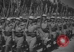 Standbild Tag der Bastille Paris Frankreich, 1939, aus Sekunde 49 historischem Filmmaterial Videoclip 65675076327