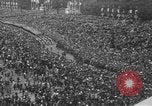 Standbild Tag der Bastille Paris Frankreich, 1939, aus Sekunde 54 historischem Filmmaterial Videoclip 65675076327