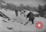 Standbild Schäden durch Lawinen Österreich, 1954, aus Sekunde 55 historischem Filmmaterial Videoclip 65675076328
